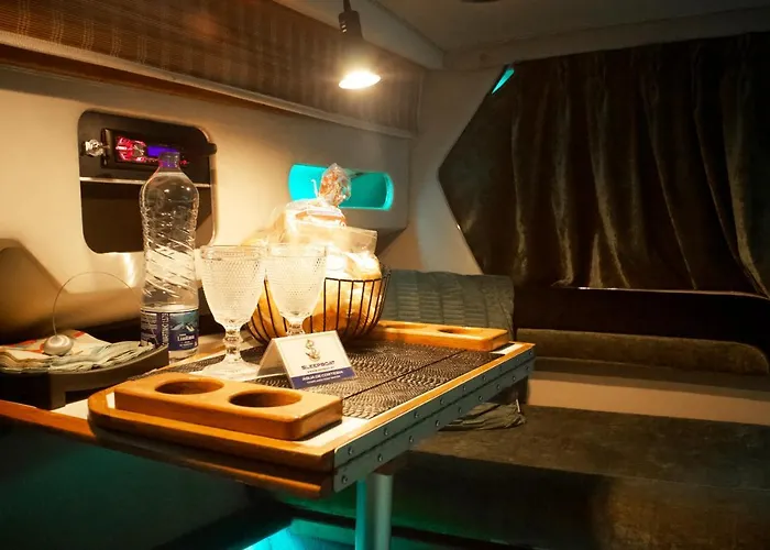 Sleepboat Yacht