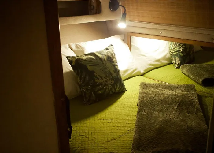 Sleepboat Yacht